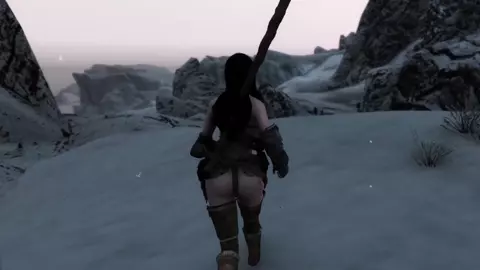 Skyrim - Naive Adventurer Masturbates Before Questing and Getting Caught