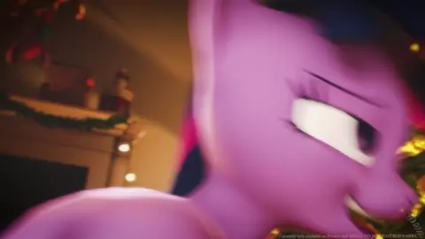 Twilight Tries To Get A Sneak At Her Presents [Screwingwithsfm]