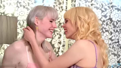 Lianna Lawson & Kate Zoha - Blonde Bangin Bitches